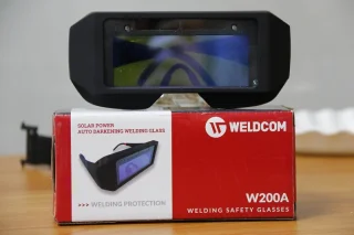 Kính hàn tự động Weldcom W200A – Nhỏ mà có võ