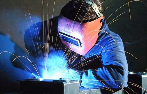 Weldcom nhà phân phối các sản phẩm Máy hàn que xách tay hàng đầu Việt Nam