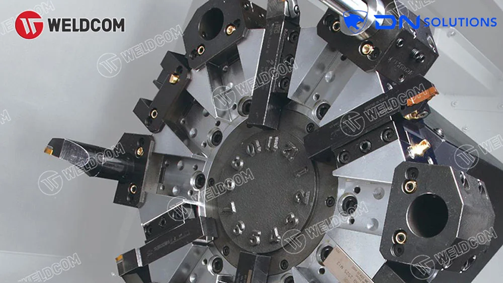 Máy tiện CNC là gì?