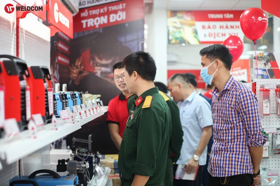 Khai-truong-Weldcom-Pho-Yen-diem-den-moi-cho-cong-dong-co-khi-Thai-Nguyen-10