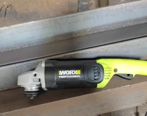 May-mai-goc-WU738-Worx-Green-300x237