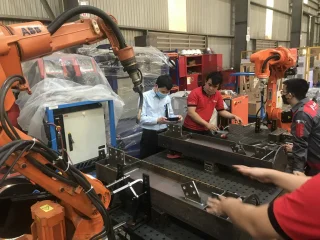 WHEN SHOULD I CHOOSE ROBOT INVESTMENT IN PRODUCTION?