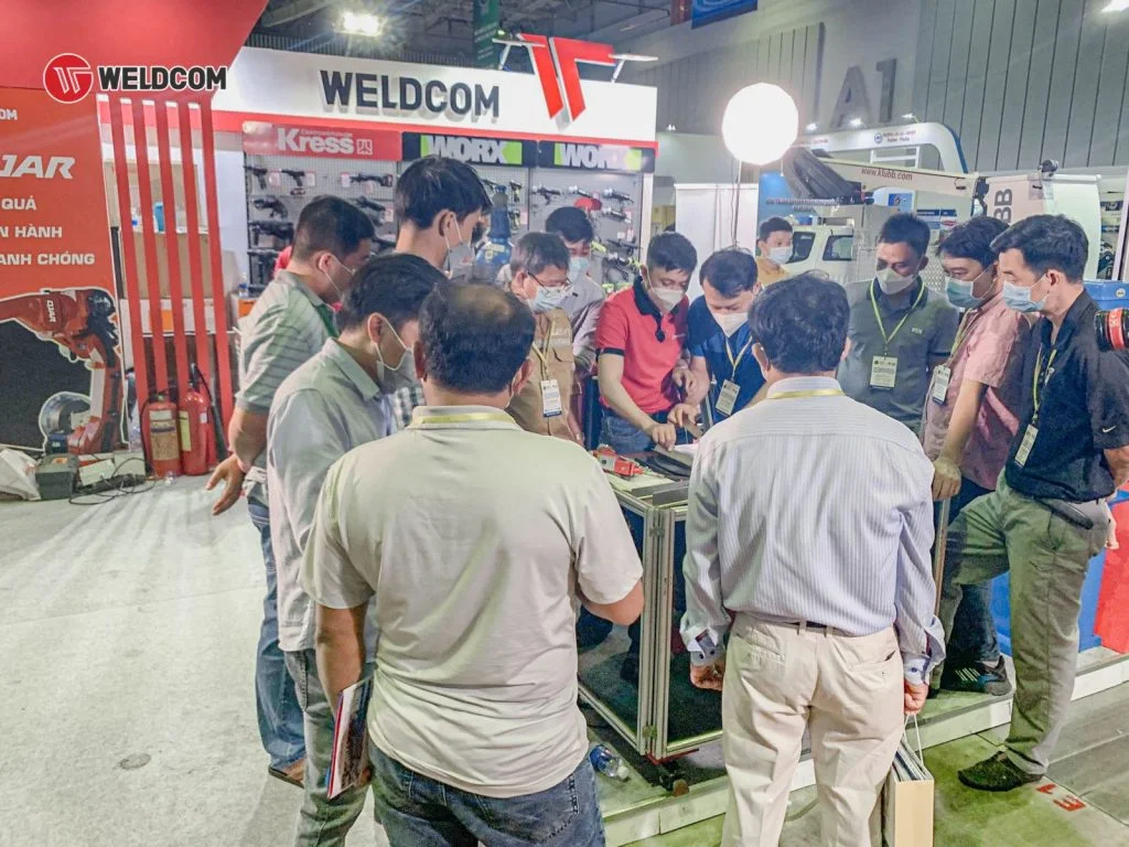 WELDCOM-KHUAY-DAO-TAI-TRIEN-LAM-QUOC-TE-VINAMAC-EXPO-20216-1024x768