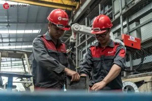 WELDCOM-VA-6-LOI-THE-DAN-DAU-TRONG-LINH-VUC-PHAN-PHOI-MAY-MOC-CO-KHI-TAI-VIET-NAM12-300x200