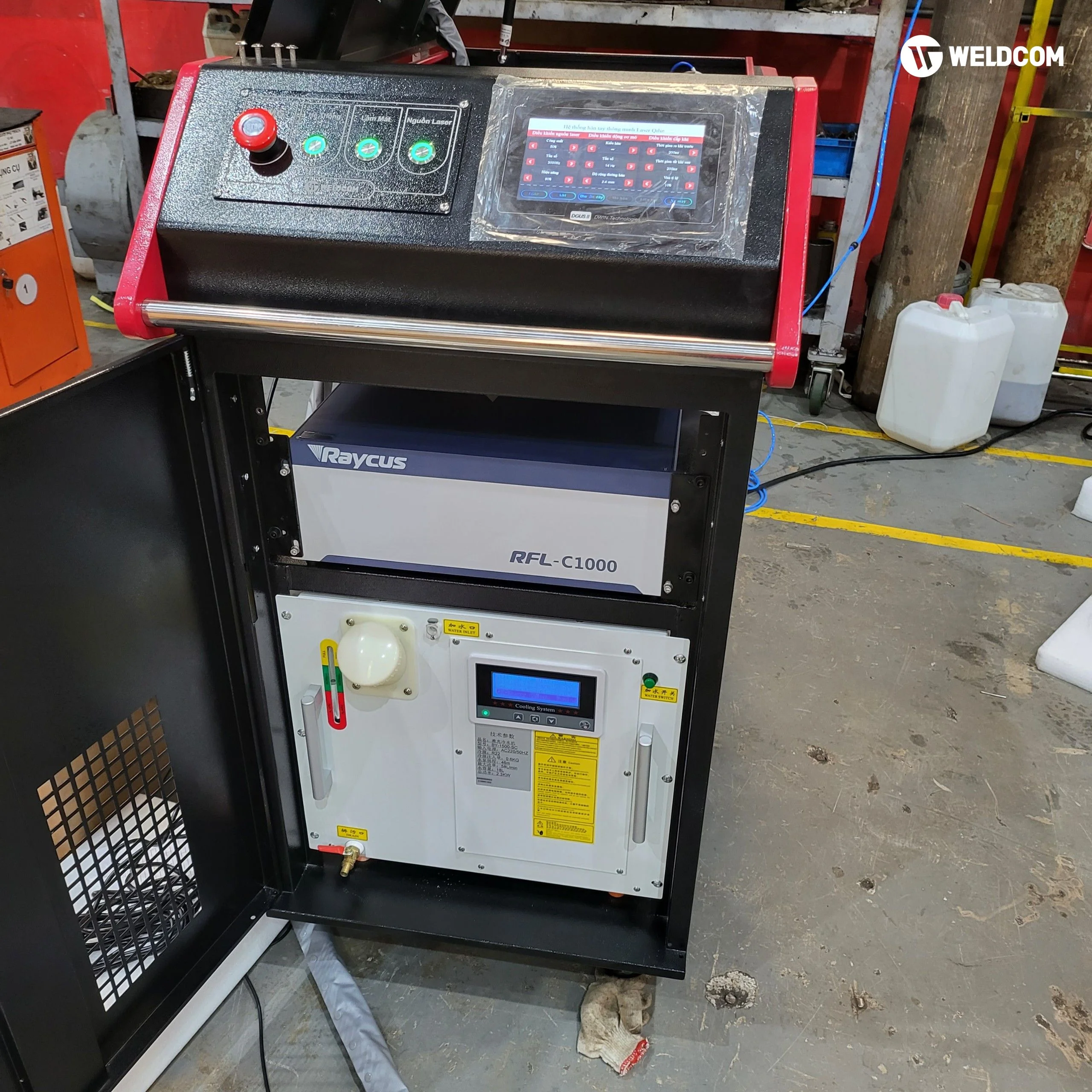 Nguồn hàn laser Raycus được tích hợp trong máy hàn laser Weldcom