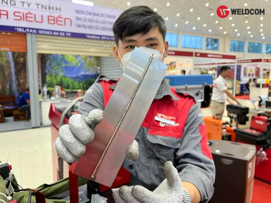 Weldcom-lan-dau-tien-co-mat-tai-trien-lam-Vietbuild-2022-2