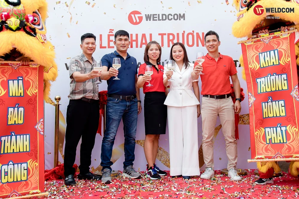 tung-bung-khai-truong-weldcom-gia-phuc-an-vung-tau-7