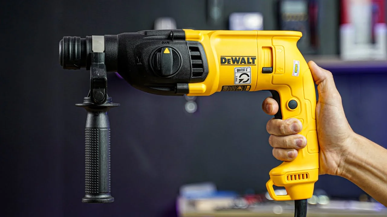 may-khoan-3-chuc-nang-Dewalt