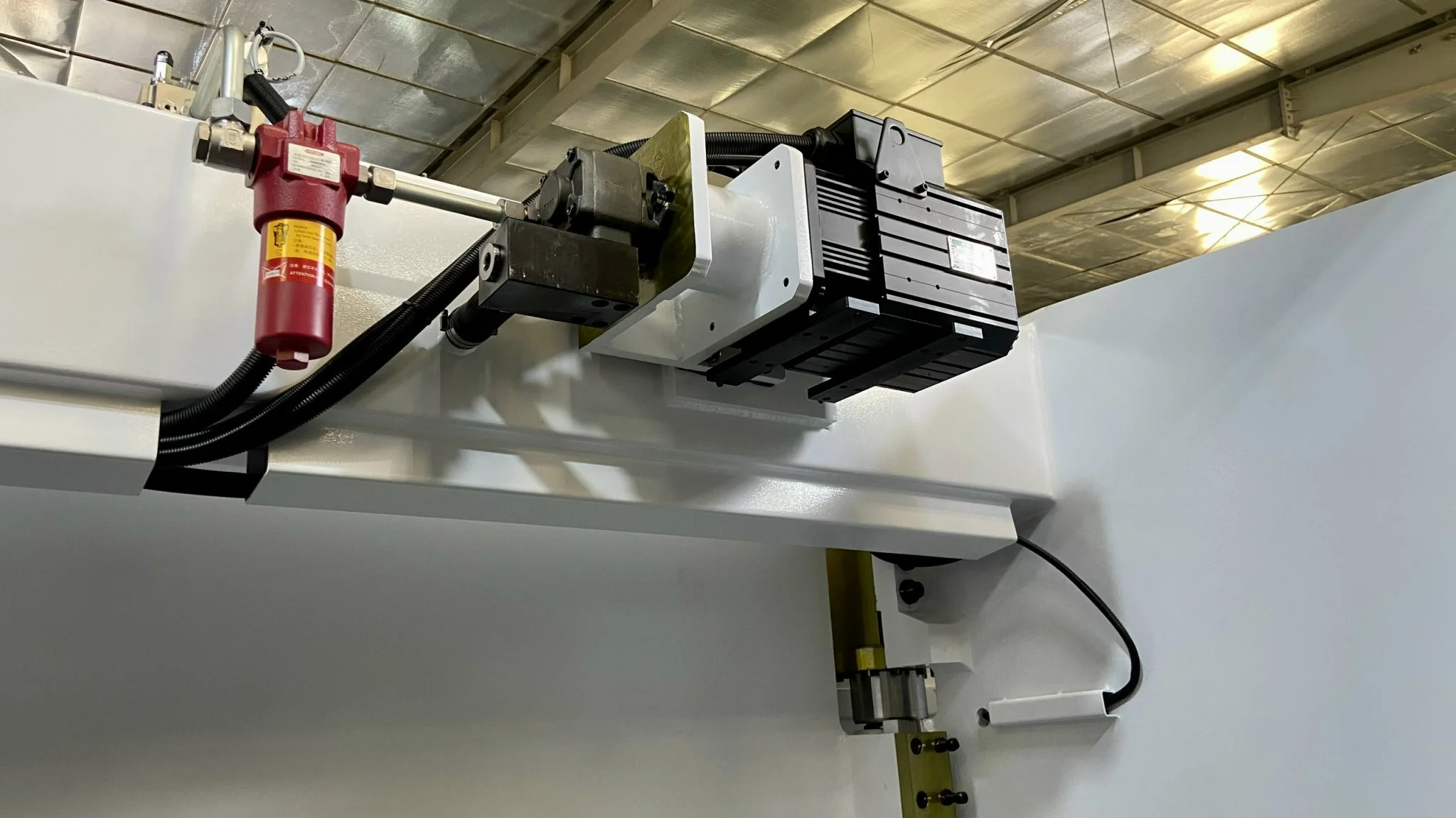 MÁY CHẤN GẤP TÔN CNC YAWEI PBA-110/3100