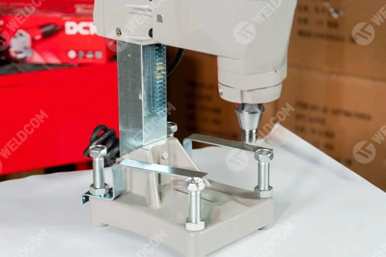Máy khoan rút lõi bê tông DCK KZZ200S có độ an toàn cao