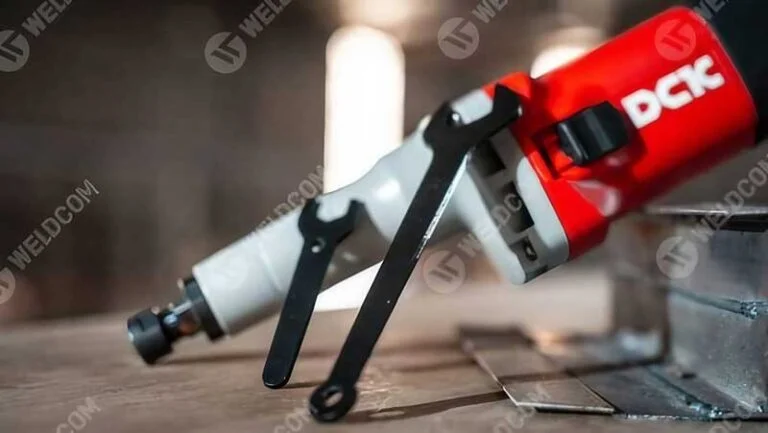 Cờ lê đi kèm máy mài DCK KSJ06-25