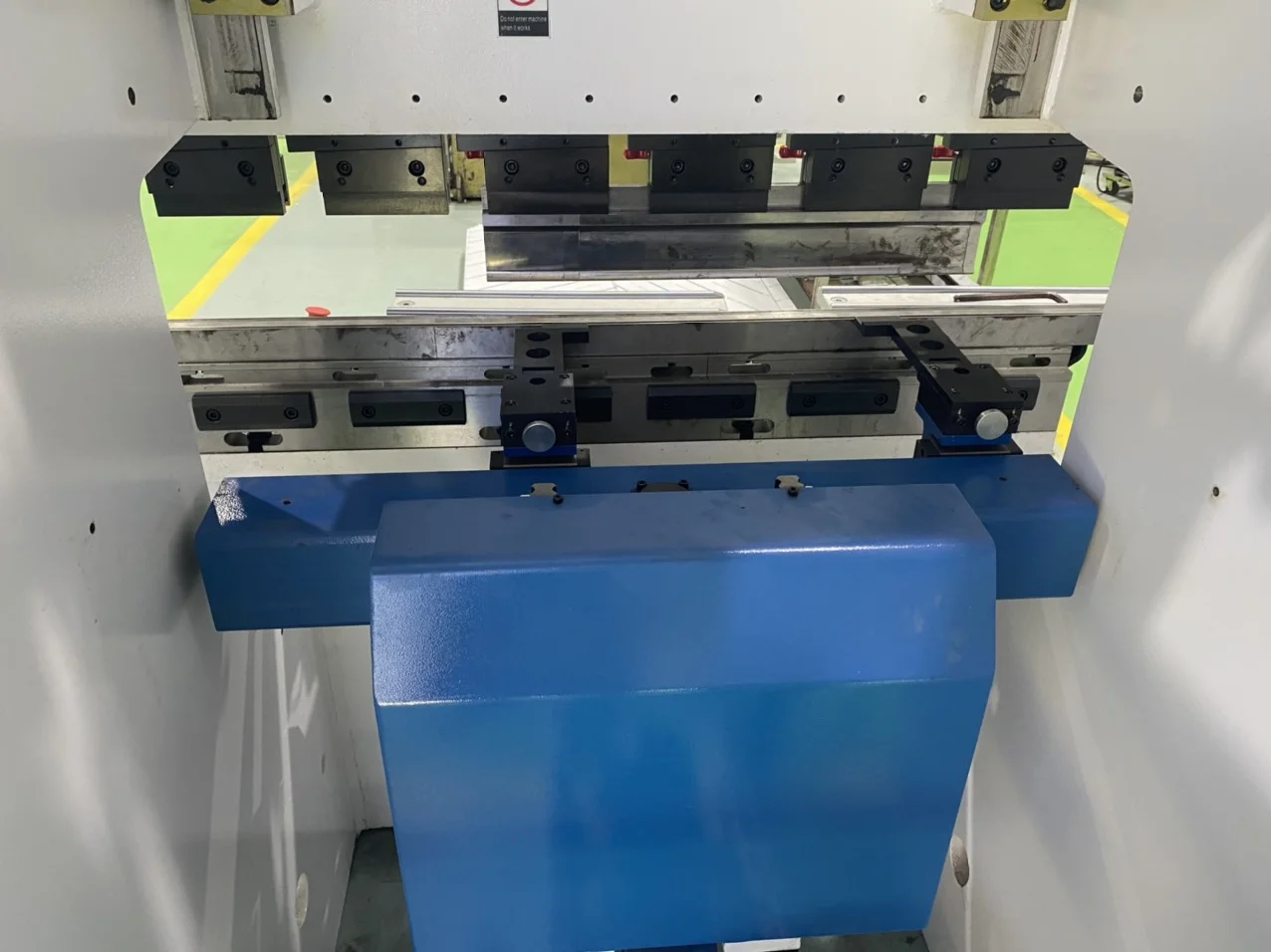 MÁY CHẤN GẤP TÔN CNC YAWEI PBA 35/1250