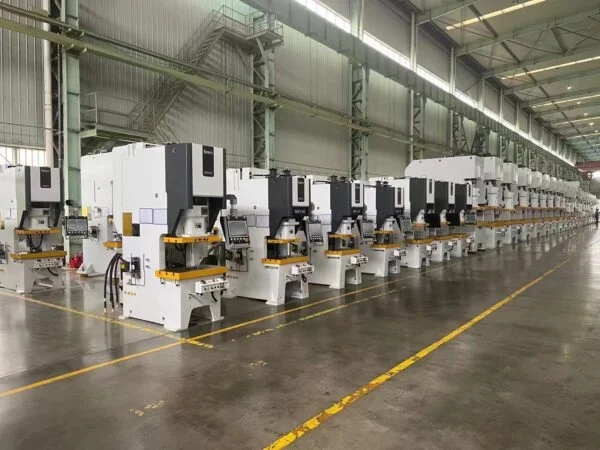 YAWEI PHÁT TRIỂN CÔNG NGHỆ DẬP SERVO – HƯỚNG ĐẾN CÁC SẢN PHẨM CHẤT LƯỢNG CAO