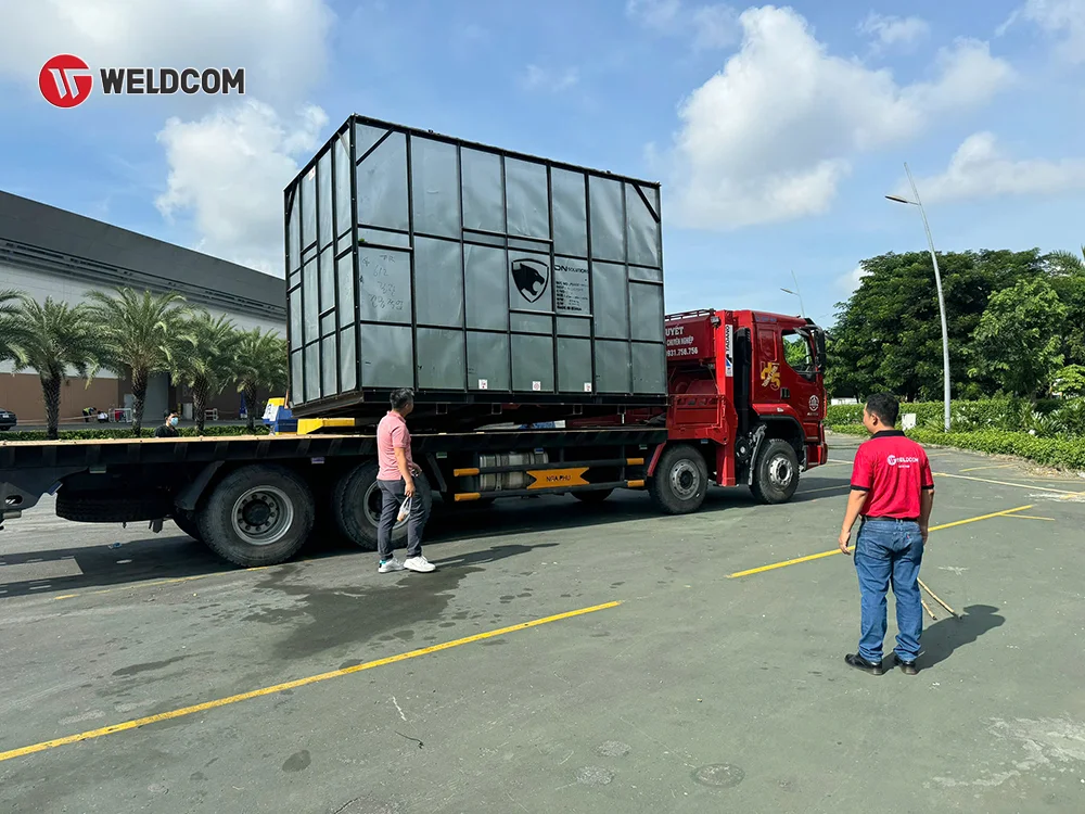 Weldcom-ban-giao-may-dvf-5000-1