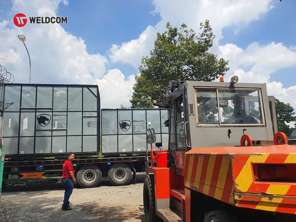 Weldcom-ban-giao-may-dvf-5000-5