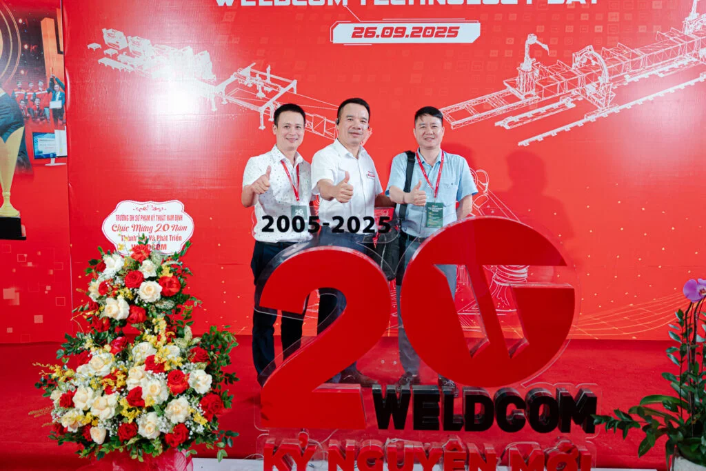 Ngay-cong-nghe-TT-RD-50-1024x683