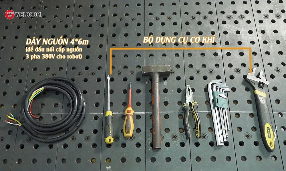 Dụng cụ cần chuẩn bị để lắp đặt robot hàn