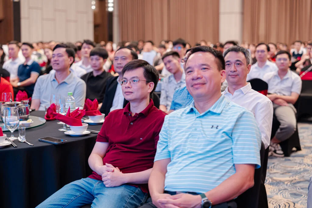 Gala-20-nam-128-1024x683