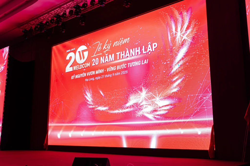Gala-20-nam-18-1024x683