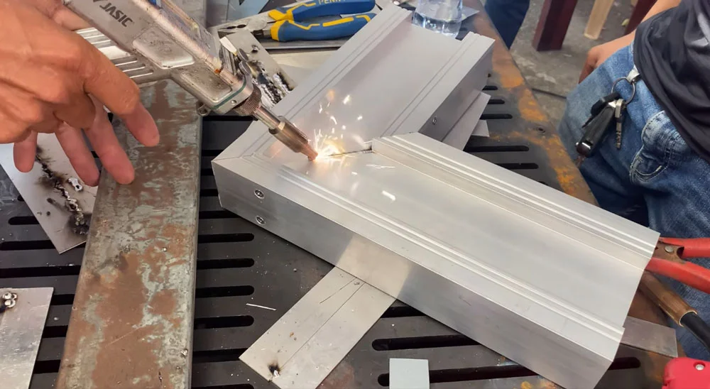 Tổng quan về máy hàn nhôm laser