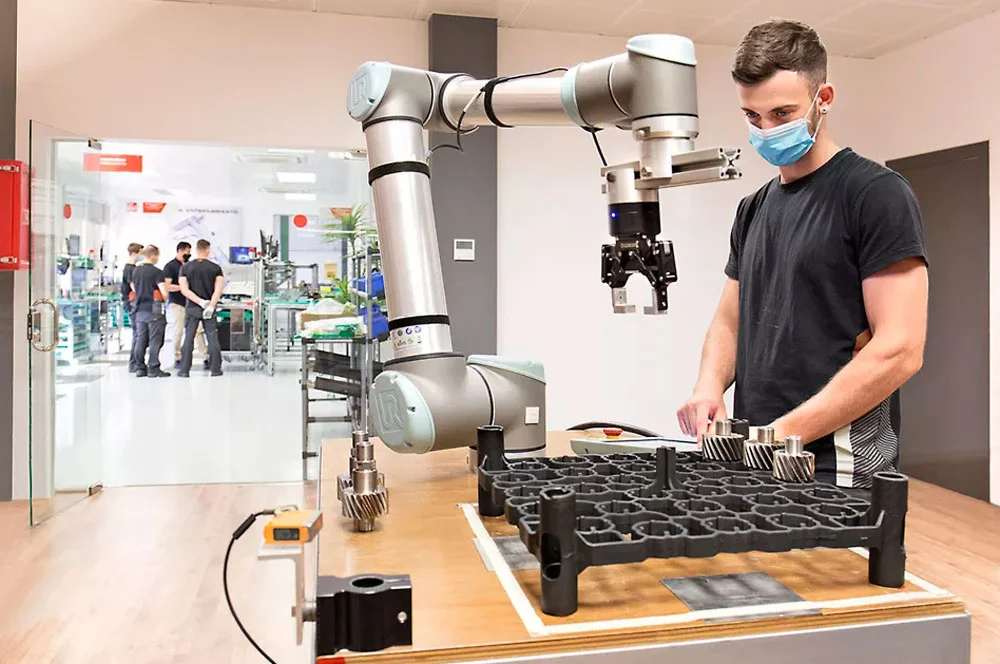 Thương hiệu cobot Universal Robots
