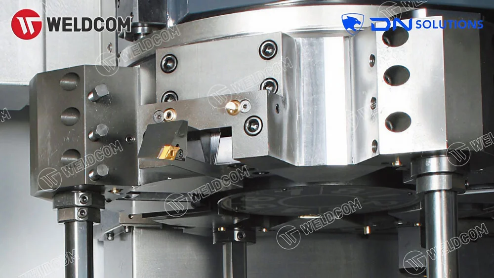 Cấu tạo của máy tiện đứng CNC