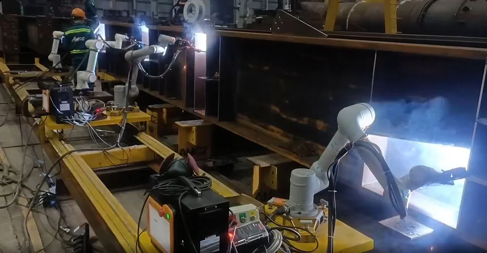 Xu hướng sử dụng trạm cobot trong sản xuất hiện nay