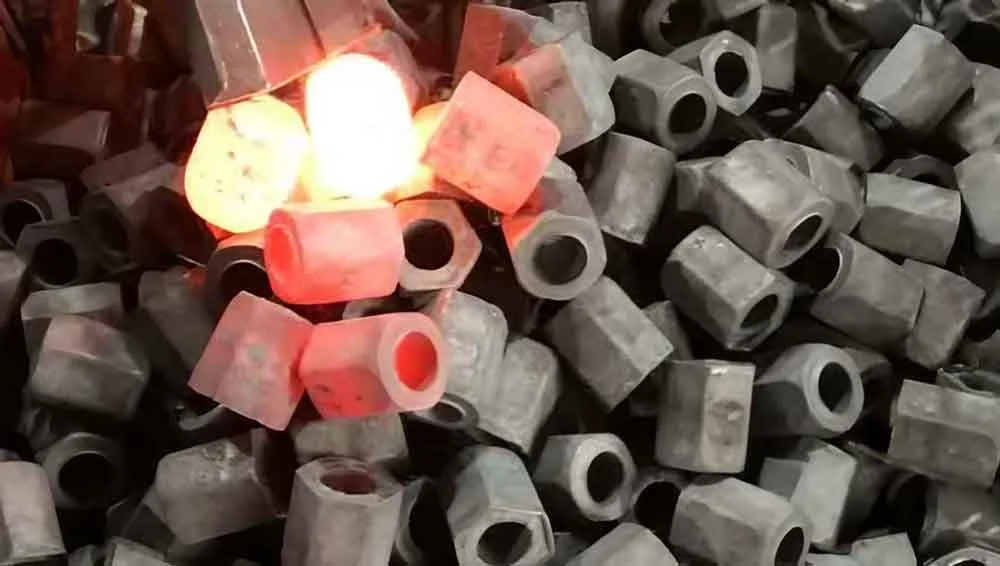 Ưu điểm của dập nóng