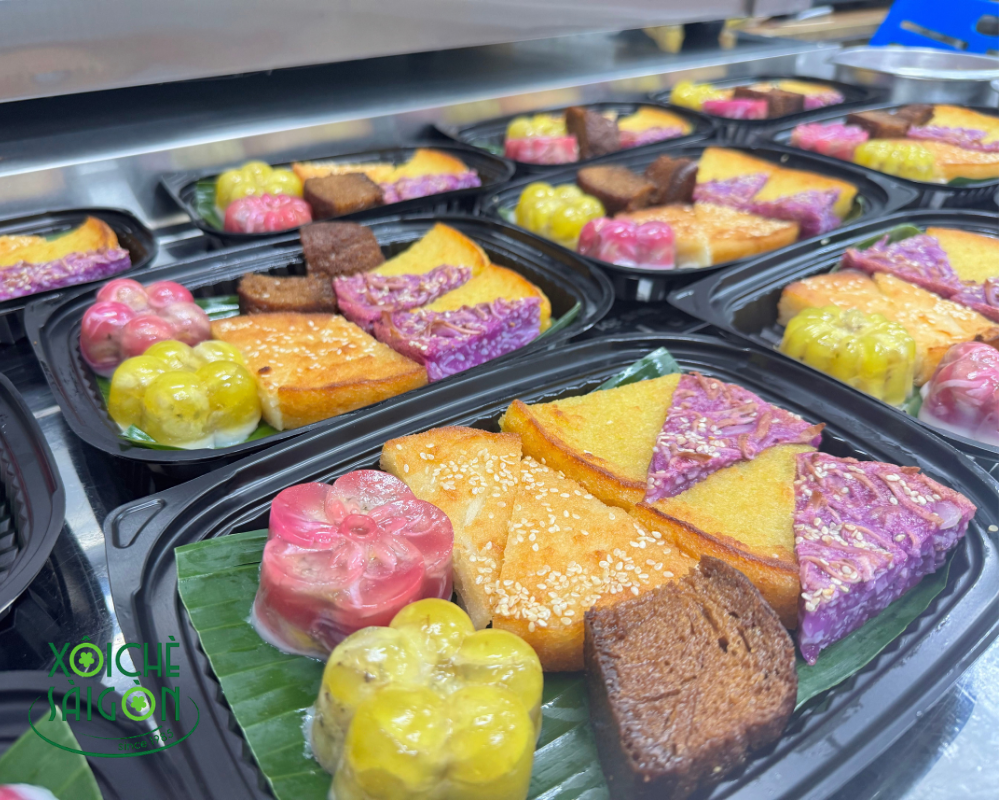 Bánh mix tại Xôi Chè Sài Gòn
