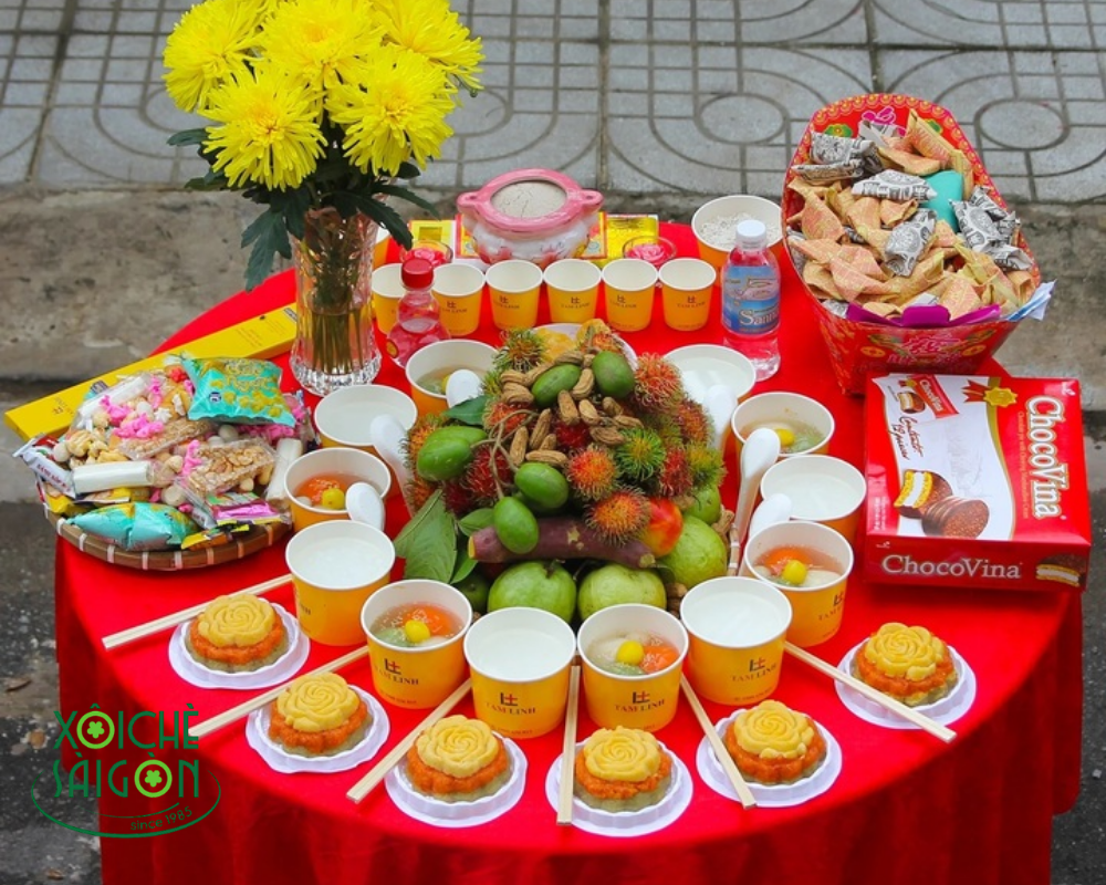 Mâm xôi chè cúng cô hồn đẩy đủ và ý nghĩa