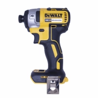 1y370-may-van-vit-cam-tay-18v-dewalt-dcf887n-kr