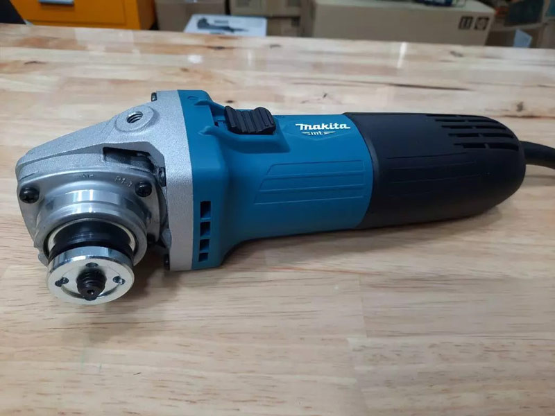 may-mai-cam-tay-makita-3