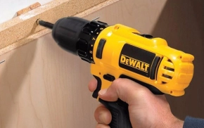 may-khoan-bat-vit-dewalt