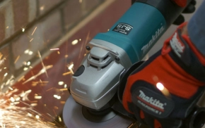 may-mai-makita-9553b