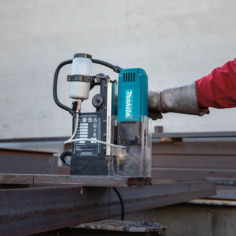 Các loại máy khoan từ có thể tạo lỗ khoan có đường kính lớn