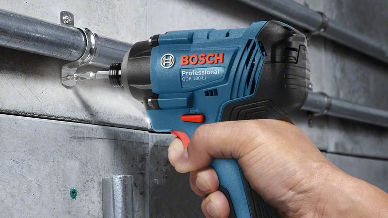 Cách bắn vít thạch cao bằng máy bắn vít