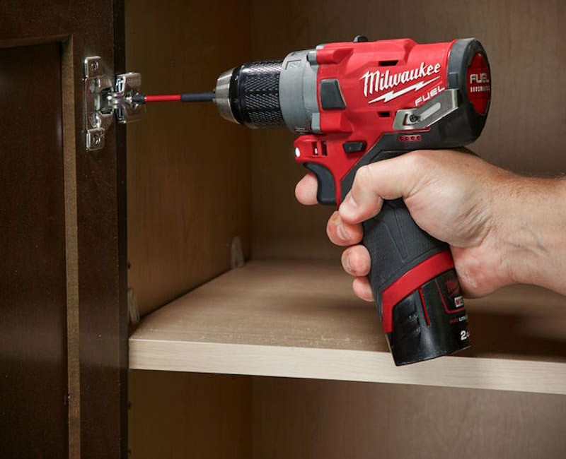 Mua máy bắn vít không chổi than uy tín tại Super MRO