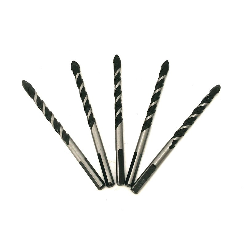 Mũi khoan đa năng Asaki được nhiều khách hàng lựa chọn