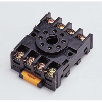 de-ro-le-youngsung-08-chan-tron