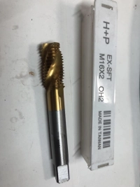 mui-taro-thang-teska-m8x1-25-77021285-vang-10-chiec-hop