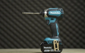 may-ban-vit-khong-choi-than