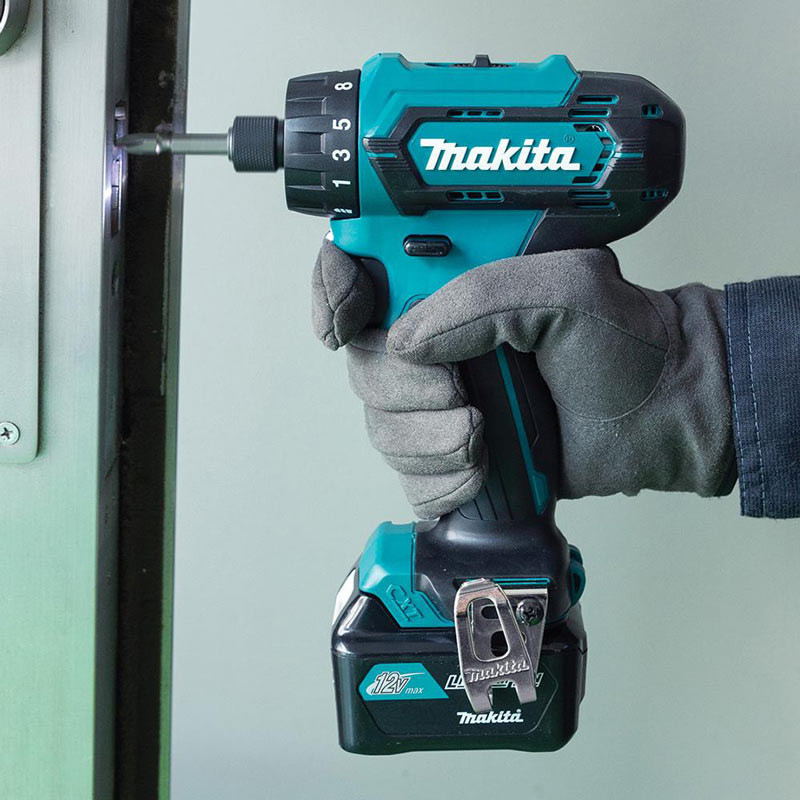 bao-gia-may-ban-vit-makita-1