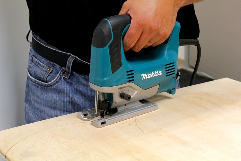 may-cua-long-makita-1