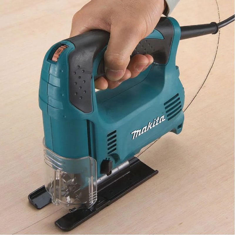 may-cua-long-makita-2