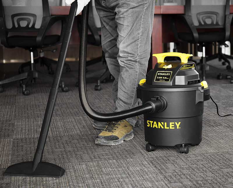 sua-chua-may-hut-bui-cong-nghiep-3