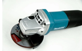may-mai-makita-9553b