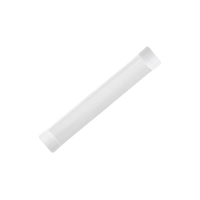 den-led-ban-nguyet-than-nhom-nhua-mpe-bn3-18t-18w