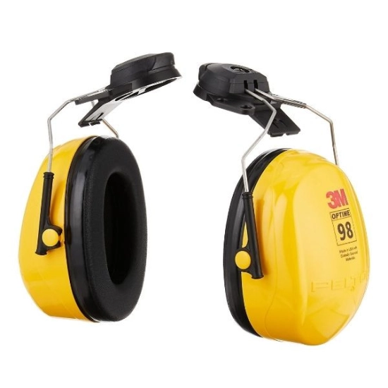 chup-tai-gan-voi-non-3m-h9p3e