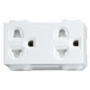 o-cam-doi-co-man-che-va-day-noi-dat-cam-nhanh-panasonic-wev1582sw-250vac-16a