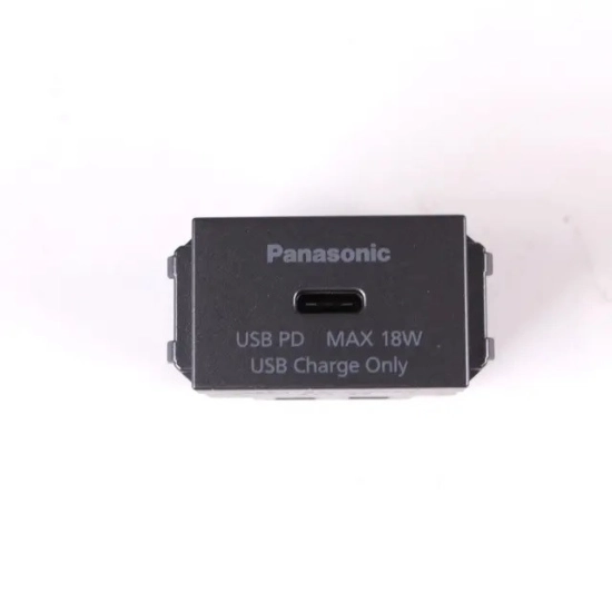 o-cam-sac-usb-1-cong-chuan-c-pd-18w-bat-vit-panasonic-wef412417myh-vn-mau-vang-anh-kim